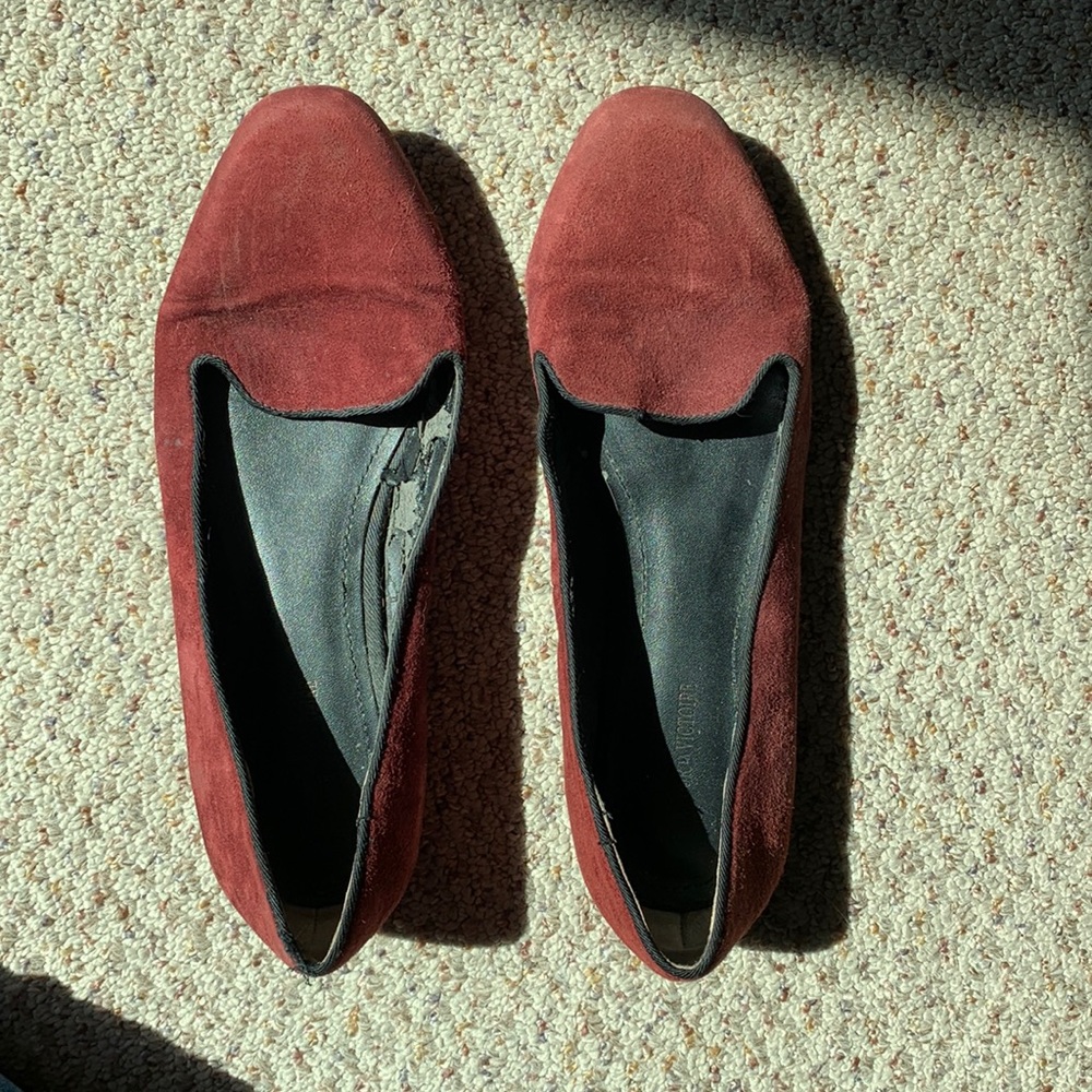 Pour La Victoire burgundy loafers
